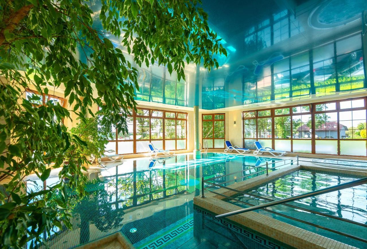 Dworek Morski Spa & Wellness Mielno  Buitenkant foto