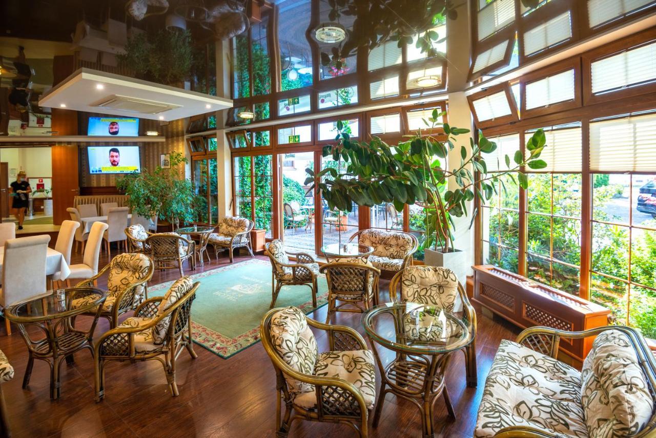 Dworek Morski Spa & Wellness Mielno  Buitenkant foto