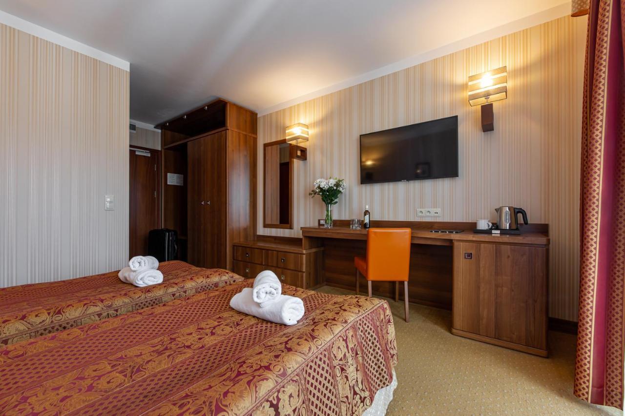 Dworek Morski Spa & Wellness Mielno  Buitenkant foto
