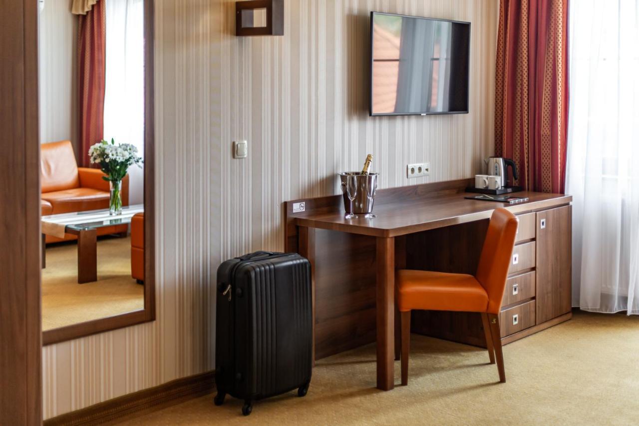 Dworek Morski Spa & Wellness Mielno  Buitenkant foto